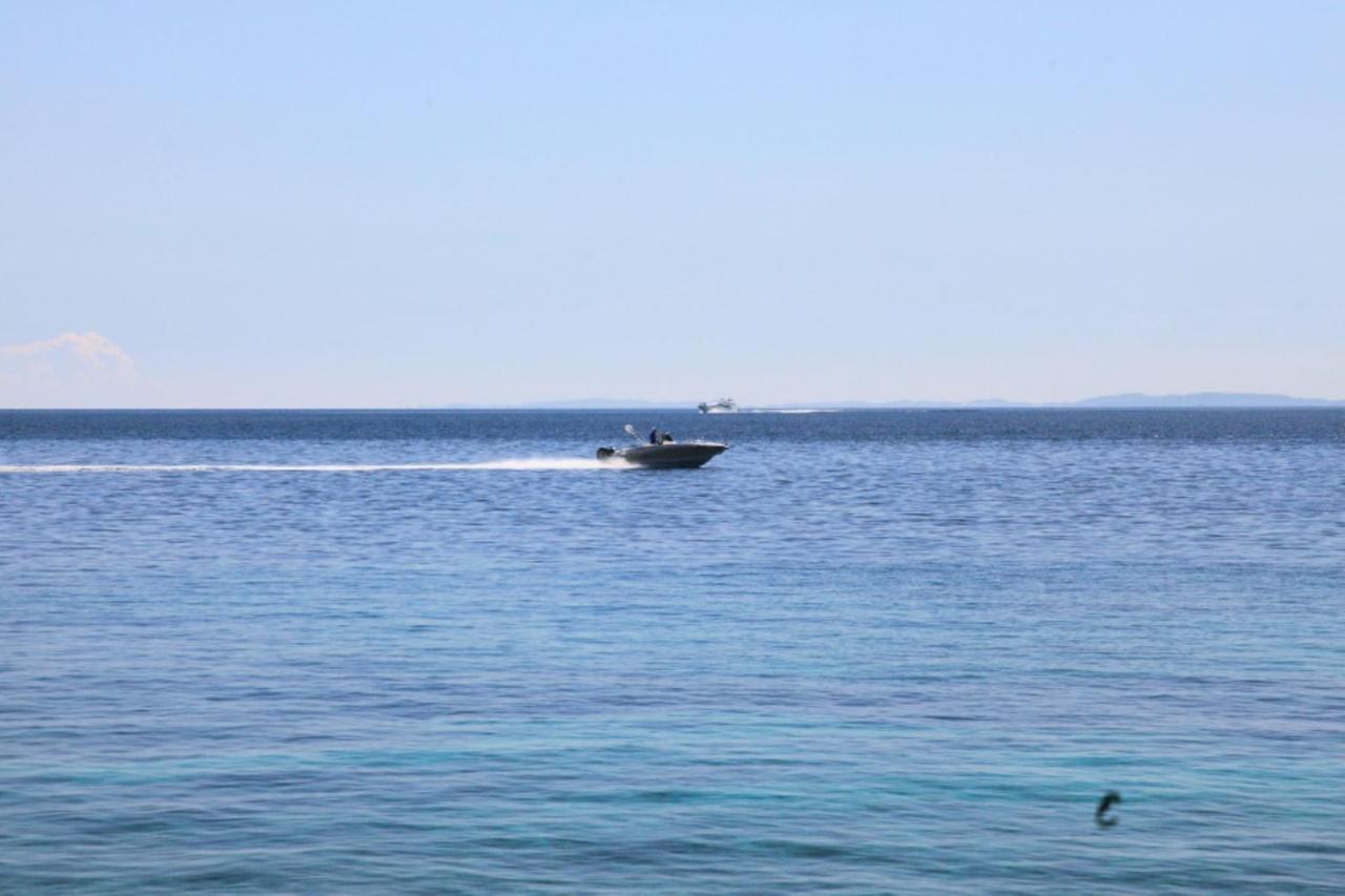 Sea Front Studio Alexandra Nisaki  ภายนอก รูปภาพ